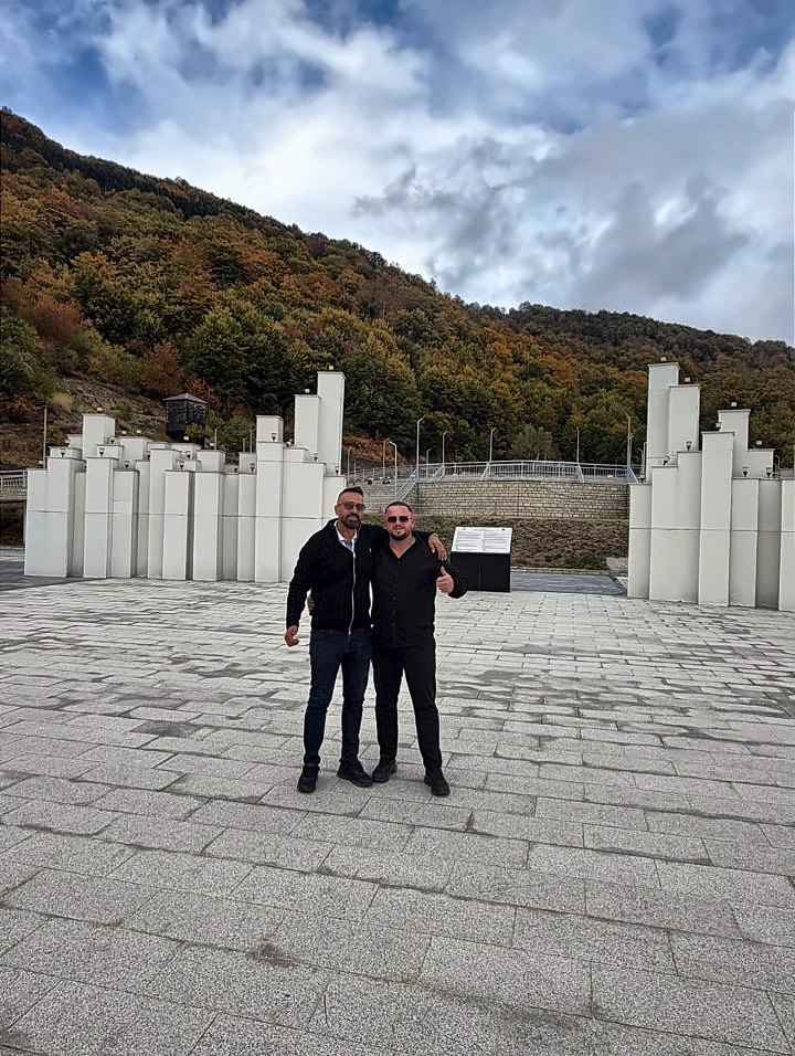 Artan Thaqi dhe Fatlind Gashi, themeluesit e Arfa Qeramika